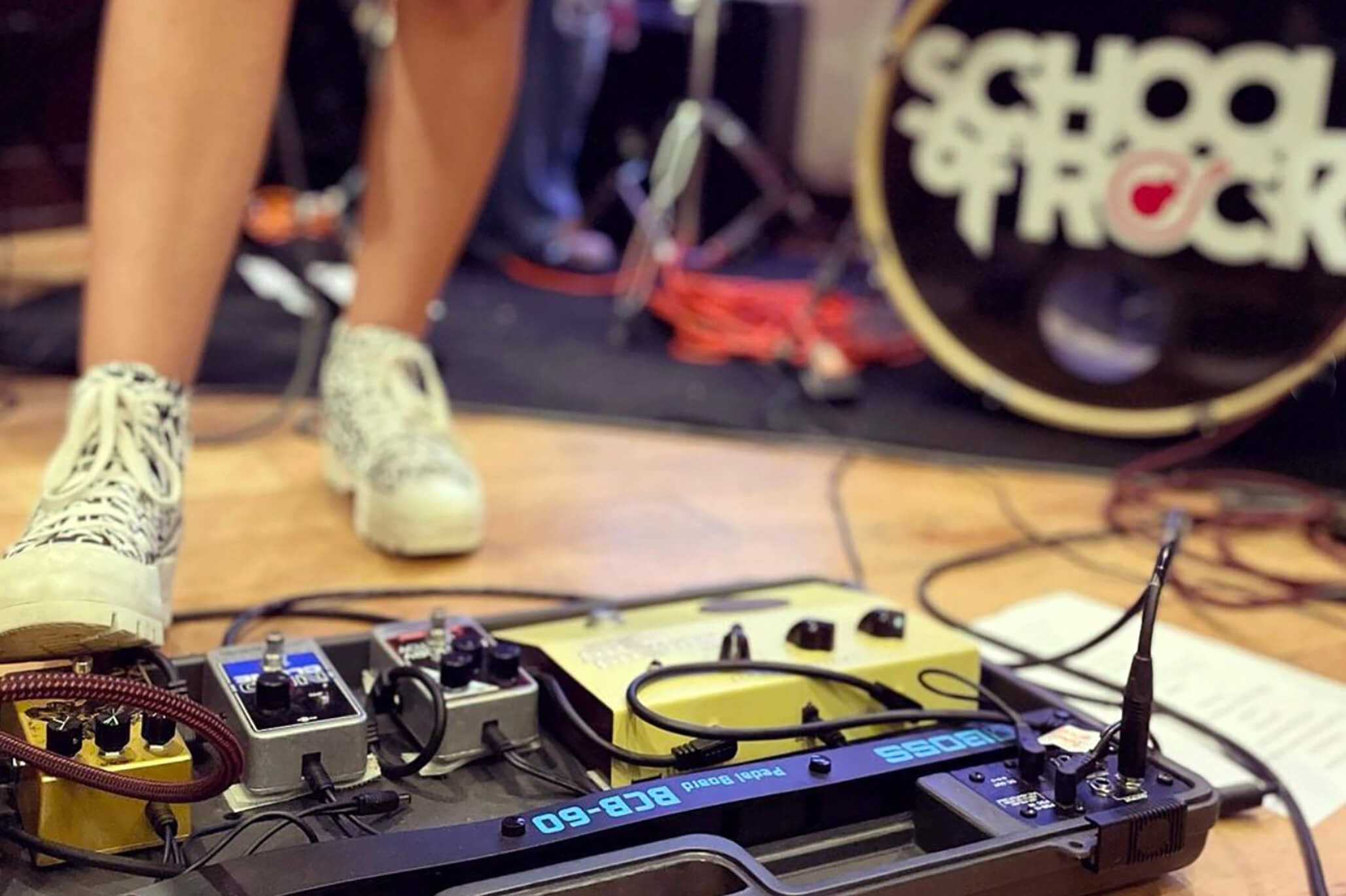 Bộ ba pedal hiệu ứng cho guitar điện