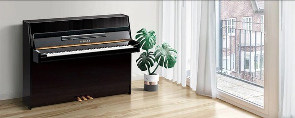 Yamaha JU/ JX với thiết kế nhỏ gọn phù hợp với mọi không gian