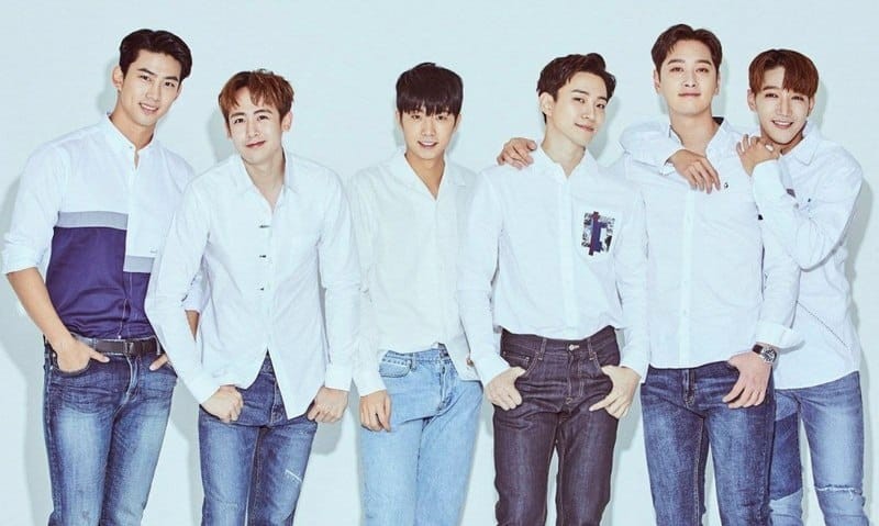Nhóm nhạc nam 2PM, nổi tiếng với hình tượng "Beast Idols"