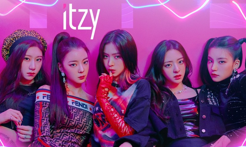 Nhóm nhạc nữ ITZY, với phong cách mạnh mẽ và tự tin