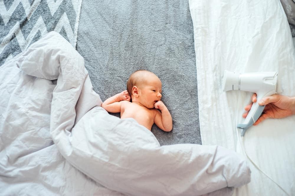 Trẻ nhỏ ngủ ngon với tiếng ồn trắng